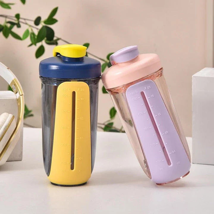 Premium 680ml large capacity protein shaker bottle with leak-proof design and mixing ball for smooth blending