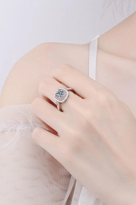 Elegant moissanite ring in 925 sterling silver with rhodium plating and zircon accents, designed for everyday sophistication.