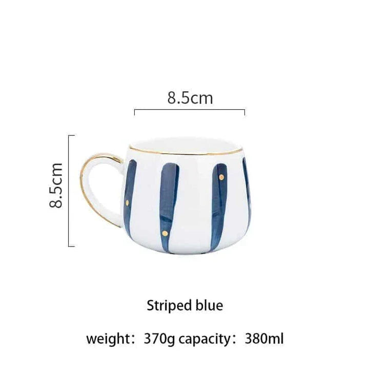 Cosy Style Ceramic Coffee Cup with Striped Pattern in Pastel Pink, Compact and Ergonomic Design for Comfortable Sipping