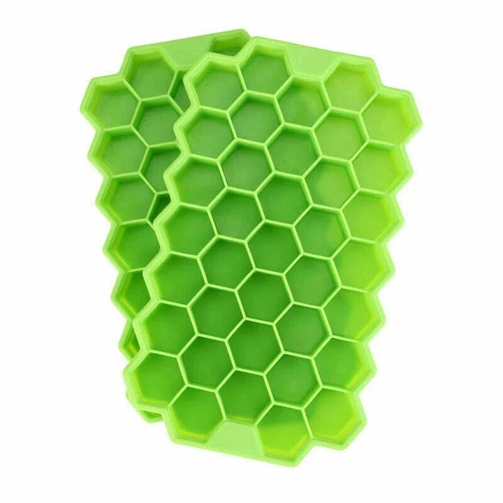 Premium 37-cavity honeycomb silicone ice cube tray for refreshing beverages in the UK