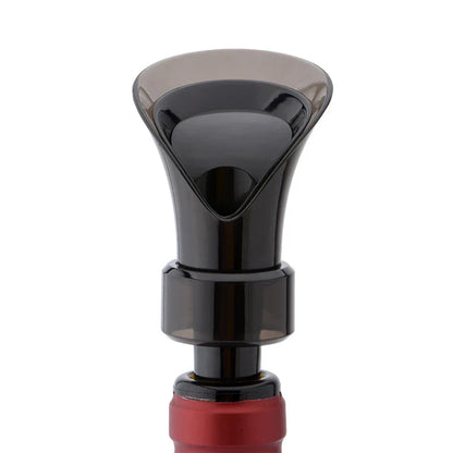 Elegant petal-shaped red wine pourer with a sleek design to enhance the flavour and aroma of your favourite red wines