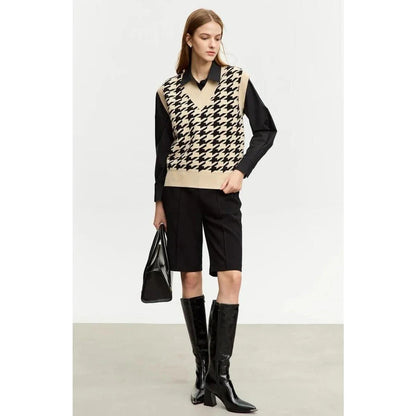 Sophisticated autumn plaid knitted waistcoat with intricate pattern and modern design for the modern British woman