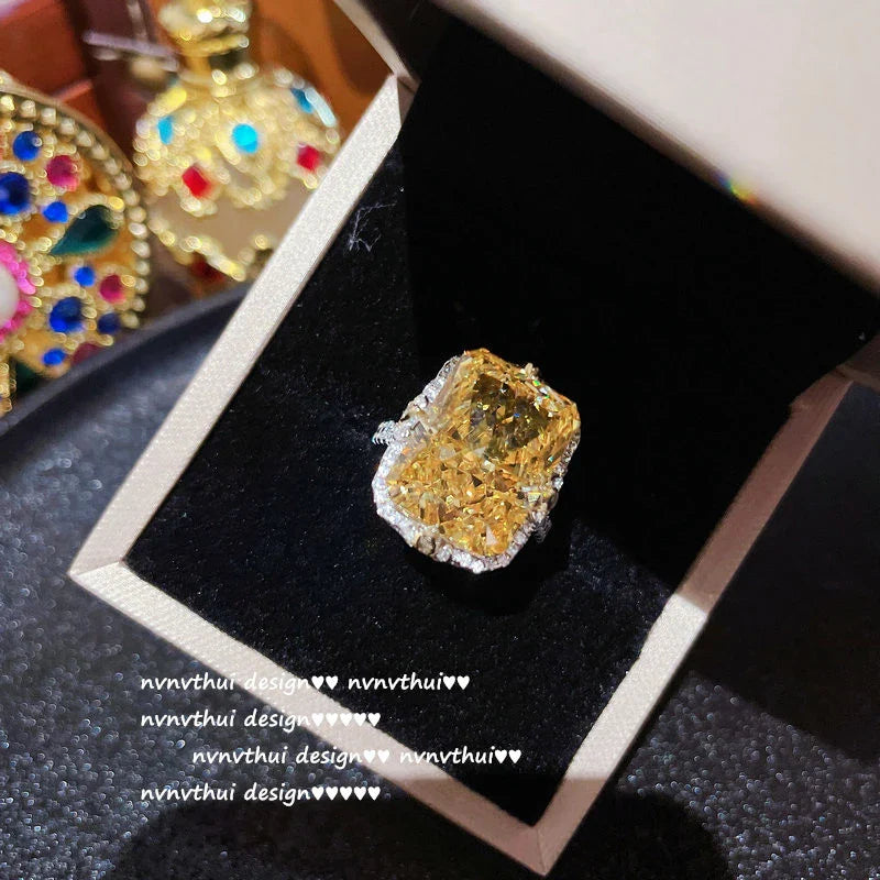 925 Sterling Silver Goose Yellow Gemstone Flower Ring with High-Carbon Diamond Accents