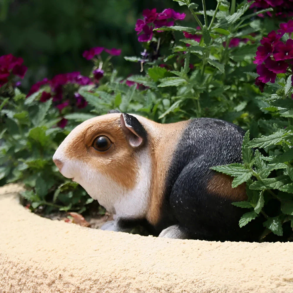 Charming guinea pig resin statue with detailed design and lifelike appearance, suitable for indoor or outdoor display