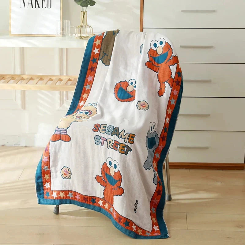 Luxuriously soft and quick-drying cartoon bath towel with 5-layer gauze cotton construction