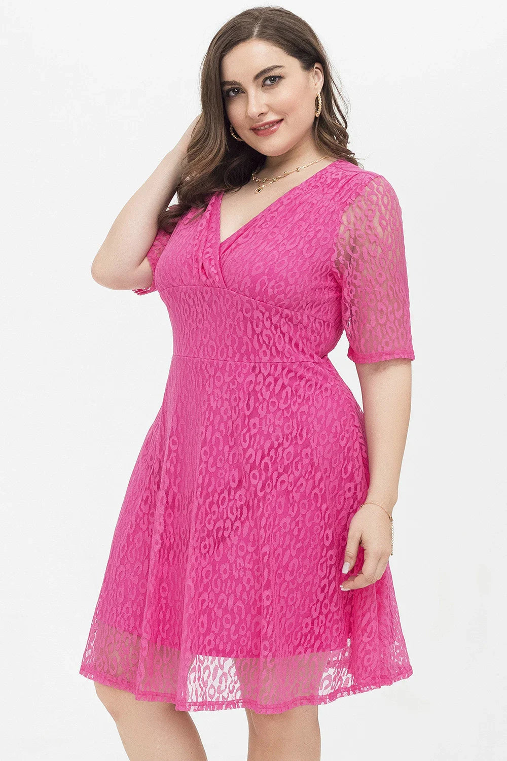 Elegant V-neck lace dress with tailored waist in rose red colour