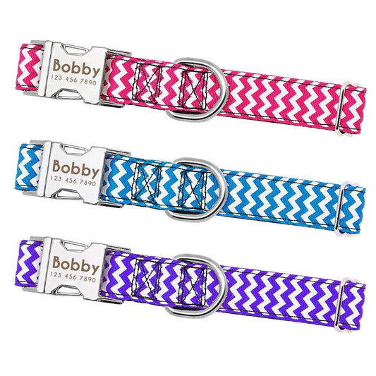 Zig-zag patterned dog collar made of durable nylon material, adjustable for a customised fit