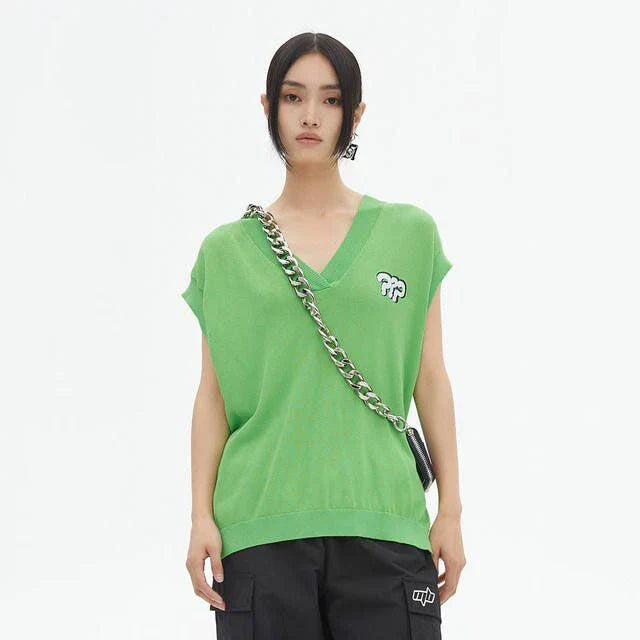 Elegant V-Neck Knit Vest for Stylish British Women - A premium knit vest with a classic design, tailored to flatter the middle-aged woman's figure.