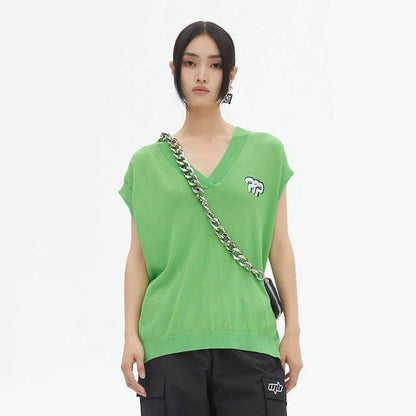 Elegant V-Neck Knit Vest for Stylish British Women - A premium knit vest with a classic design, tailored to flatter the middle-aged woman's figure.