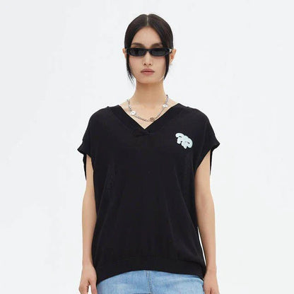 Elegant V-Neck Knit Vest for Stylish British Women - A premium knit vest with a classic design, tailored to flatter the middle-aged woman's figure.