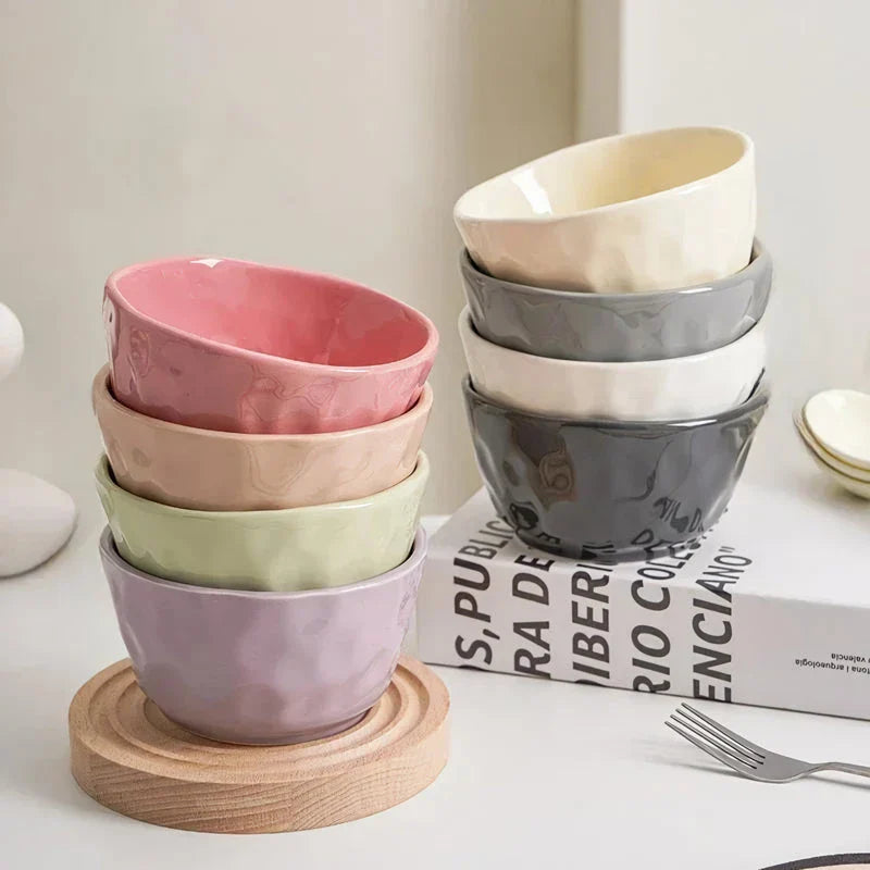 Cream Style 4.7-inch Ceramic Bowl, featuring a minimalist design and suitable for serving rice, soups, and small salads