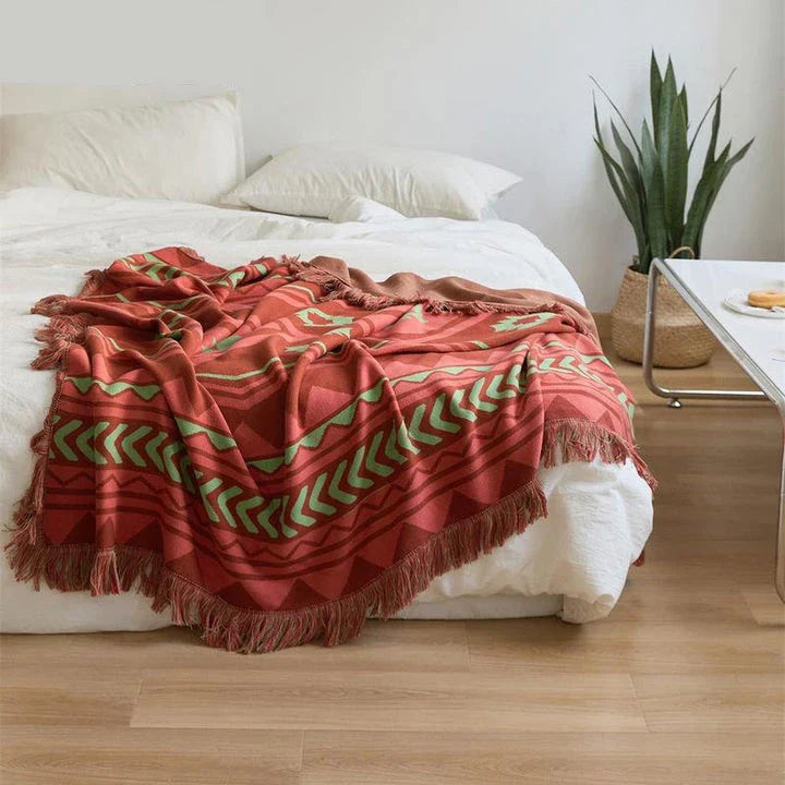 Cosy Indian Tribal Geometric Throw Blanket in Vibrant Red and White Patterns