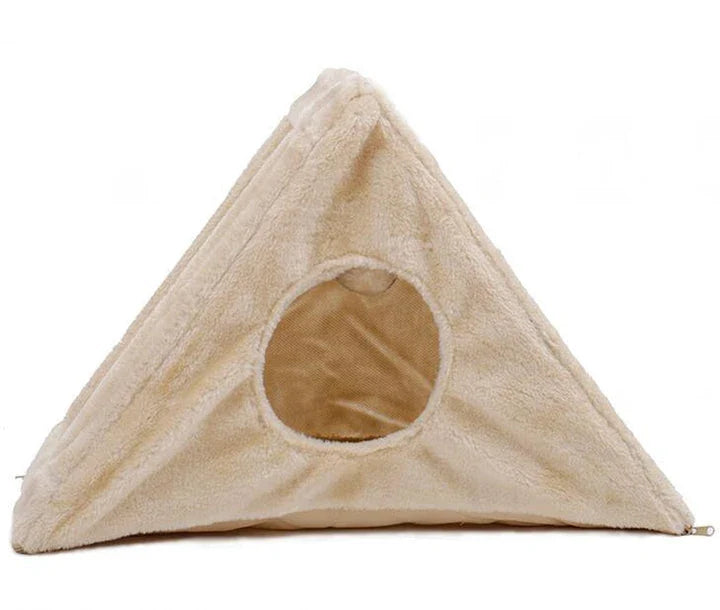 Premium Feline Scratching Post - Stylish and durable cat toy with wooden base and soft rope covering