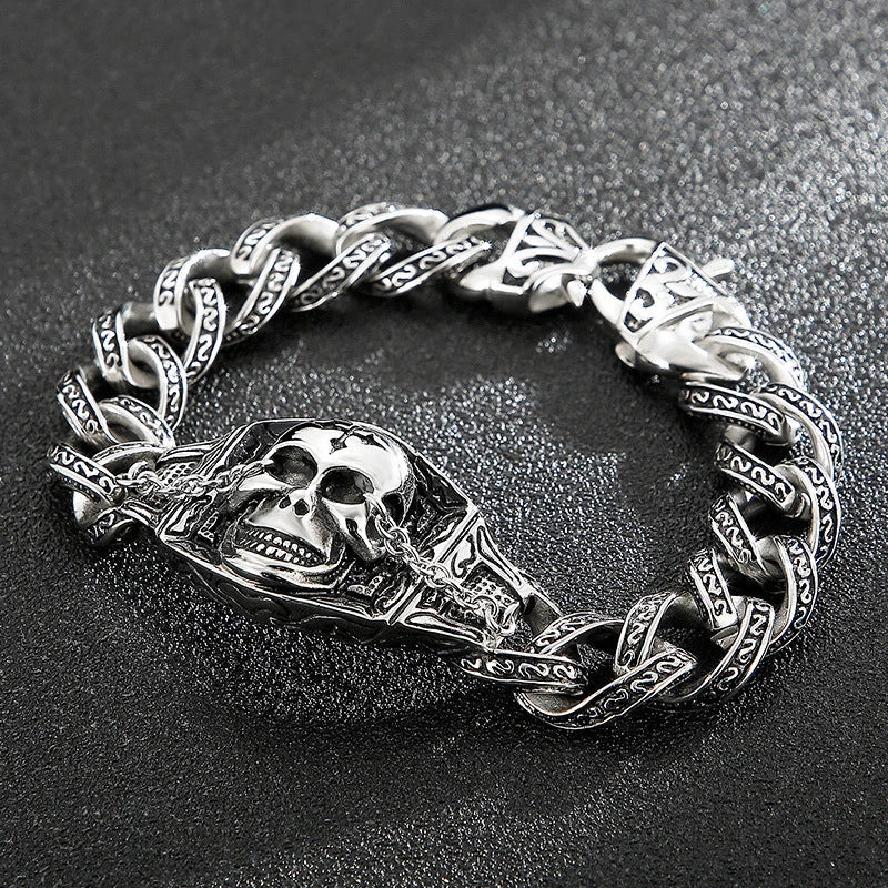 Retro-Inspired Stainless Steel Bracelet for Men with Geometric Pattern and Adjustable Clasp