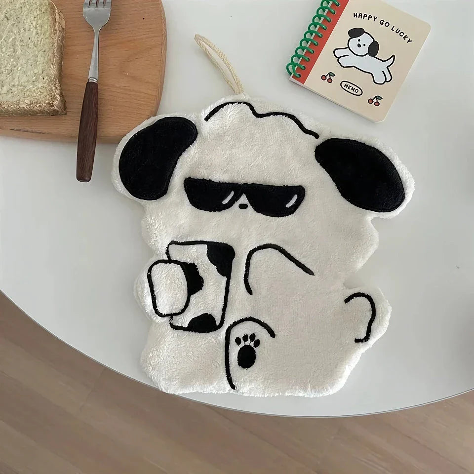 Charming animal hand towels made from premium Coral Fleece, featuring playful puppy and pig designs for a delightful addition to any kitchen or bathroom