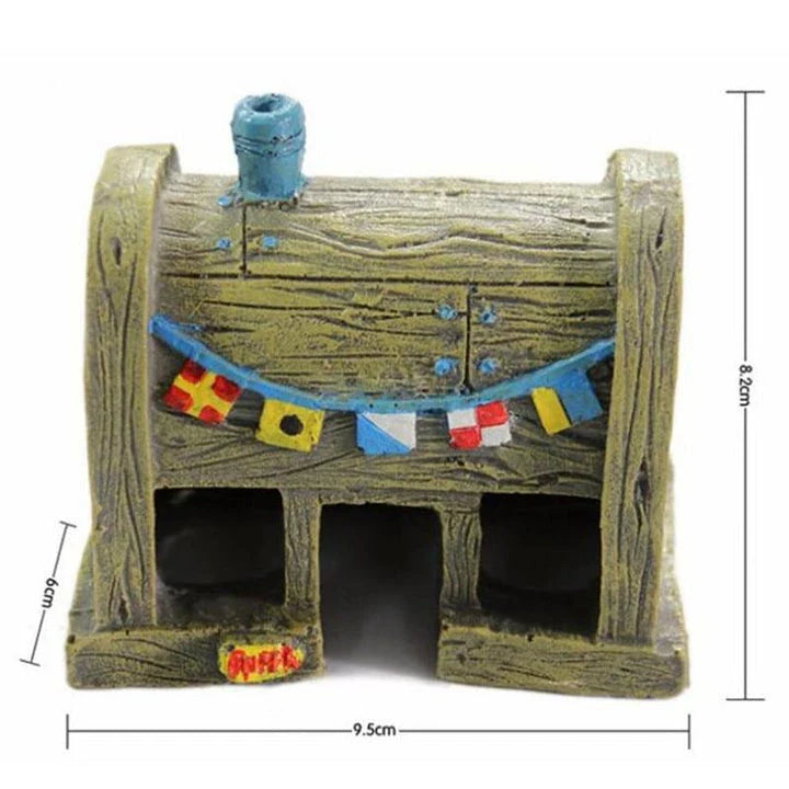 Charming pineapple-shaped aquarium decorations made of premium wood, adding a touch of British elegance to your underwater oasis
