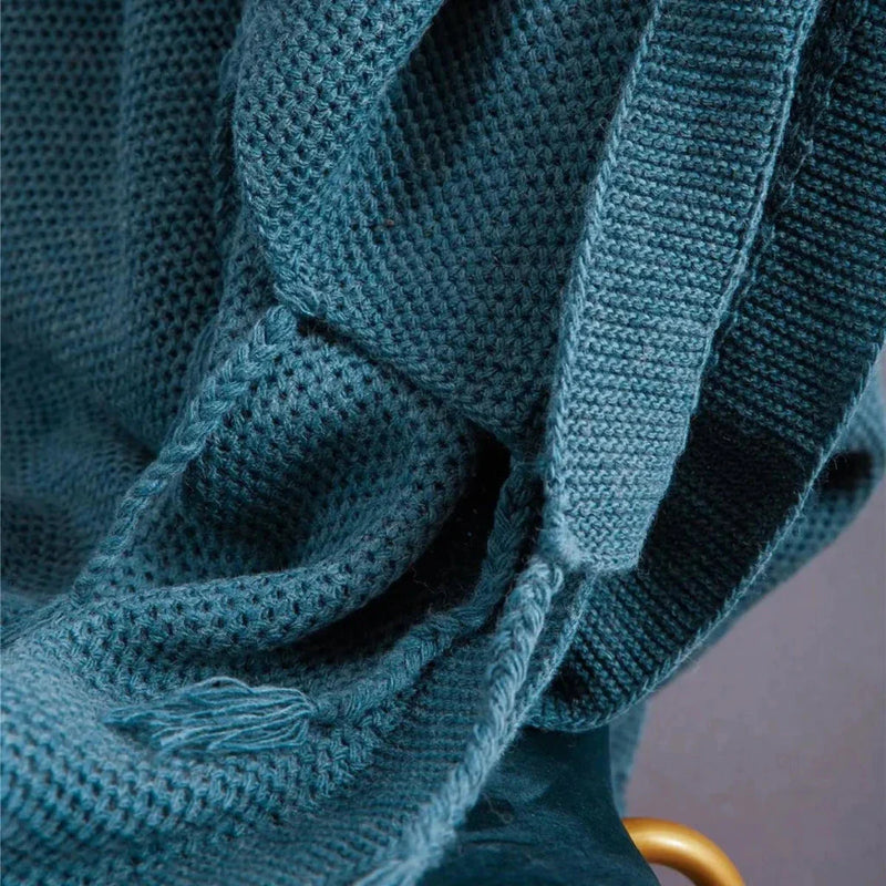 GiftHome UK Luxurious Nordic Wool Knitted Throw Blanket - Cozy Home Decor
