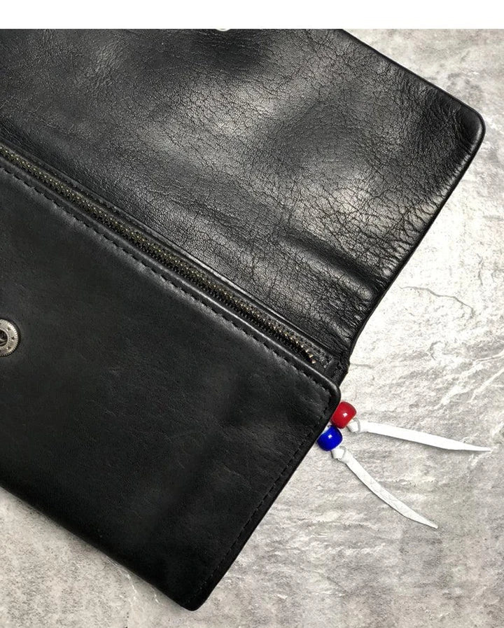 Premium handcrafted cowhide wallet with retro-inspired design, featuring hidden zipper compartment and dedicated card slots