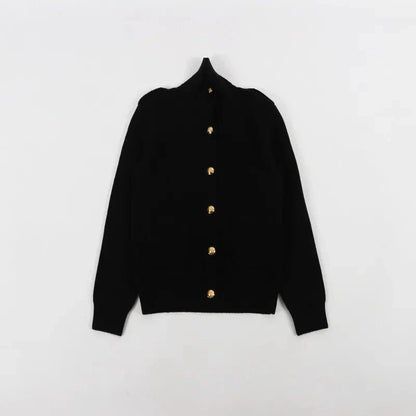 Premium Wool and Cashmere Cardigan in a classic design, featuring a turn-down collar and single-breasted closure for a sophisticated and comfortable look.