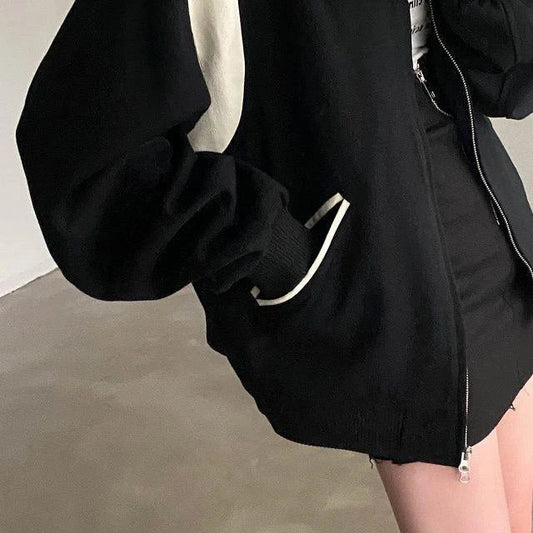 Comfortable and relaxed black baseball uniform for students, featuring a loose fit design and premium cotton construction.