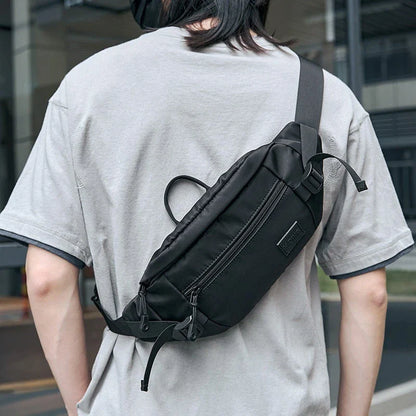 Versatile gents' casual shoulder bag made of premium Oxford cloth with multiple pockets and adjustable strap for organisation and comfort