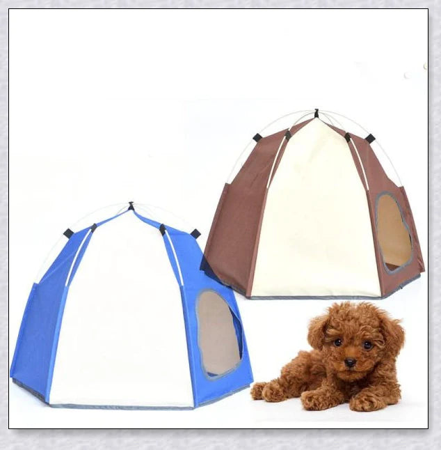 Cosy hexagonal pet tent made of microfibre fabric and carbon rods, providing a warm and stable space for cats and small dogs to relax indoors or outdoors.
