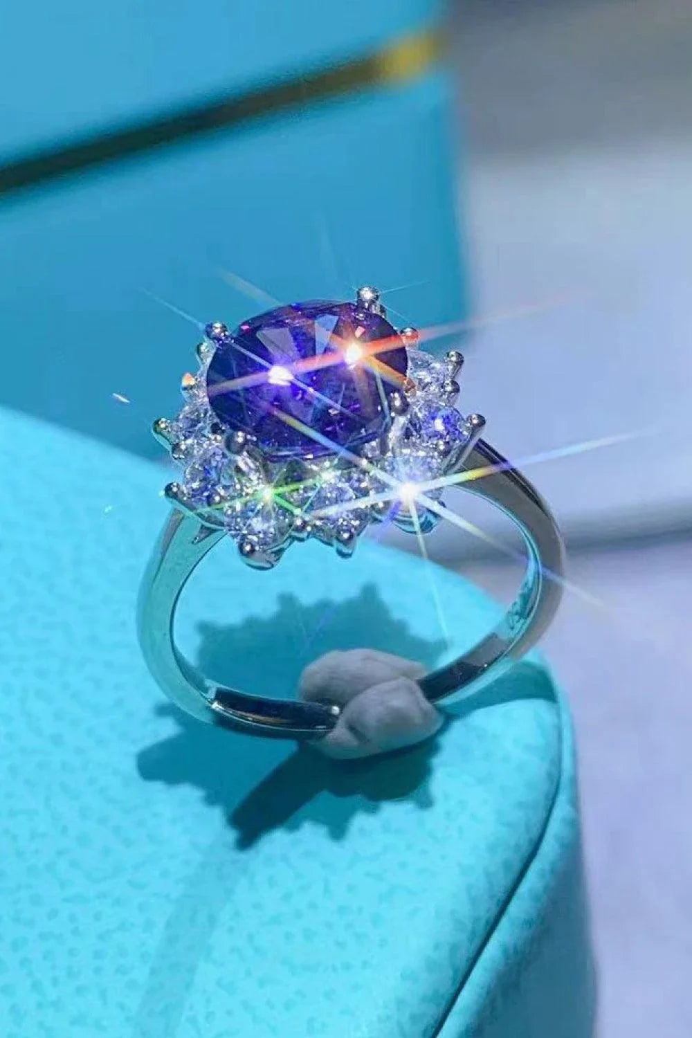 Elegant Moissanite Platinum-Plated Ring with a 2-carat centre stone and a luxurious platinum-plated sterling silver band