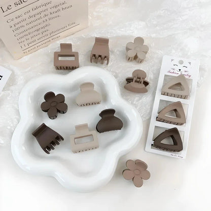 Coffee-coloured geometric hairpin set with frosted finish, various shapes for versatile styling