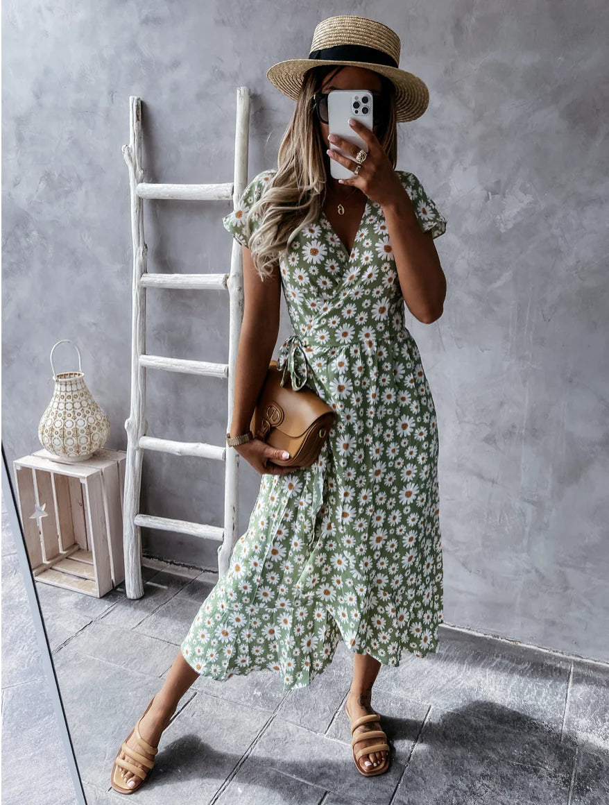 Chic V-Neck Elastic Waist Dress in Pink for a Flattering, Slimming Silhouette