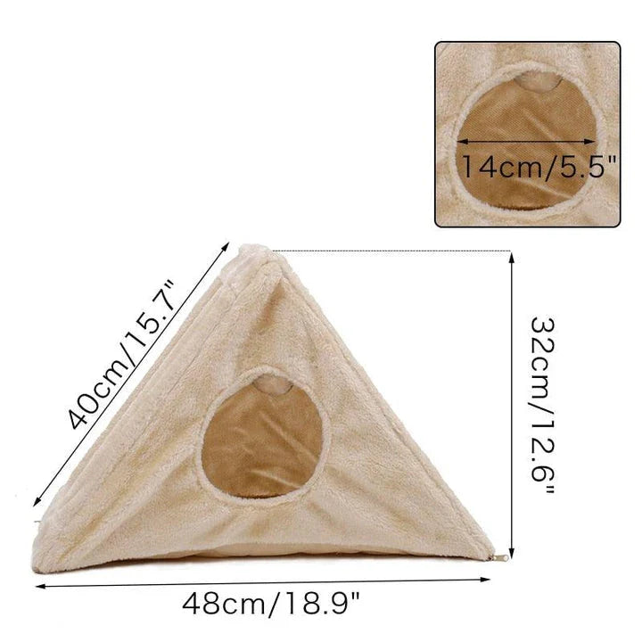 Premium Feline Scratching Post - Stylish and durable cat toy with wooden base and soft rope covering