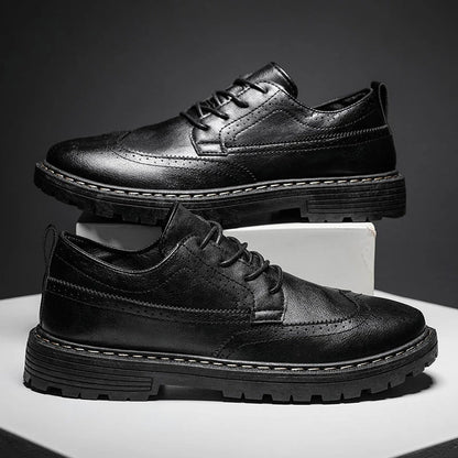 Sophisticated British-style leather casual shoes for men, featuring a sleek silhouette and premium construction.