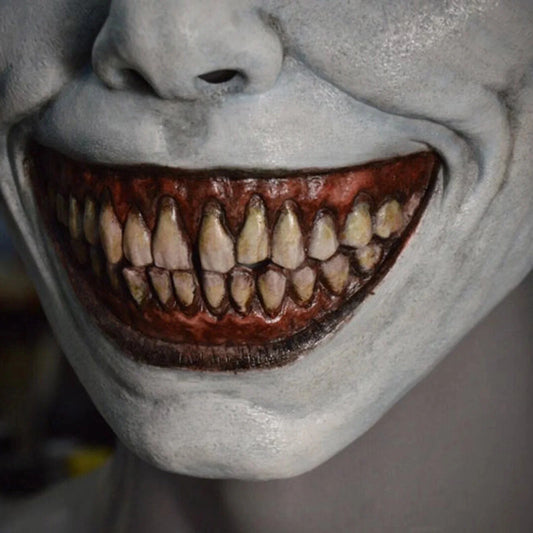 A white-eyed demon mask made of environmentally friendly latex, perfect for Halloween parties and trick-or-treating.