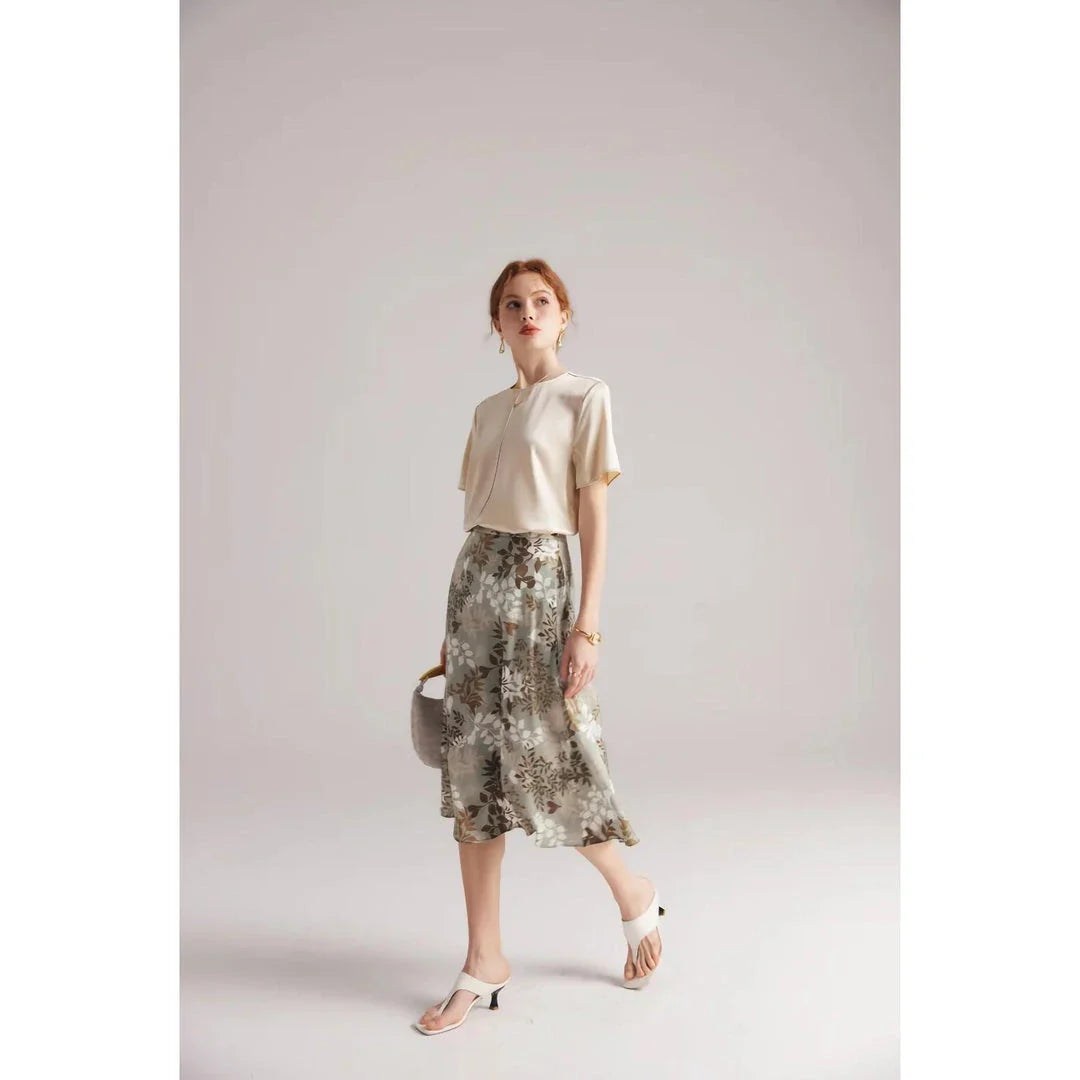 Elegant women's summer tee made of premium mulberry silk with classic O-neck design and short sleeves