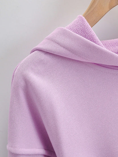 Slim-fit hooded sweater in a range of classic and on-trend colours, perfect for the modern British fashion enthusiast