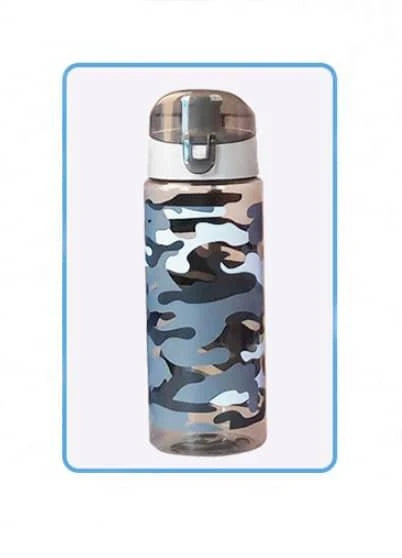 Stylish camouflage-patterned water bottle with 600ml capacity for outdoor adventures in the UK