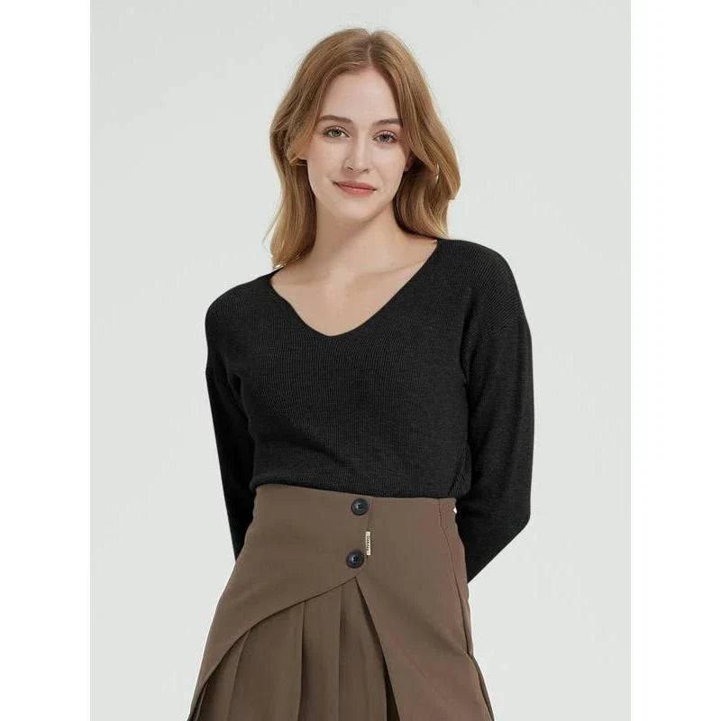 Slim-fit knitted jumper in beige, khaki, and black colours with V-neck design and full-length sleeves