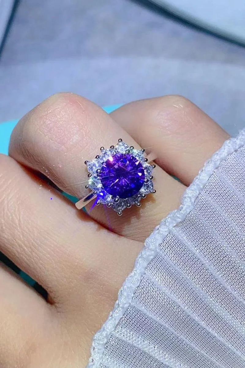 GiftHome UK Elegant Moissanite Platinum-Plated Ring for Romantic Occasions