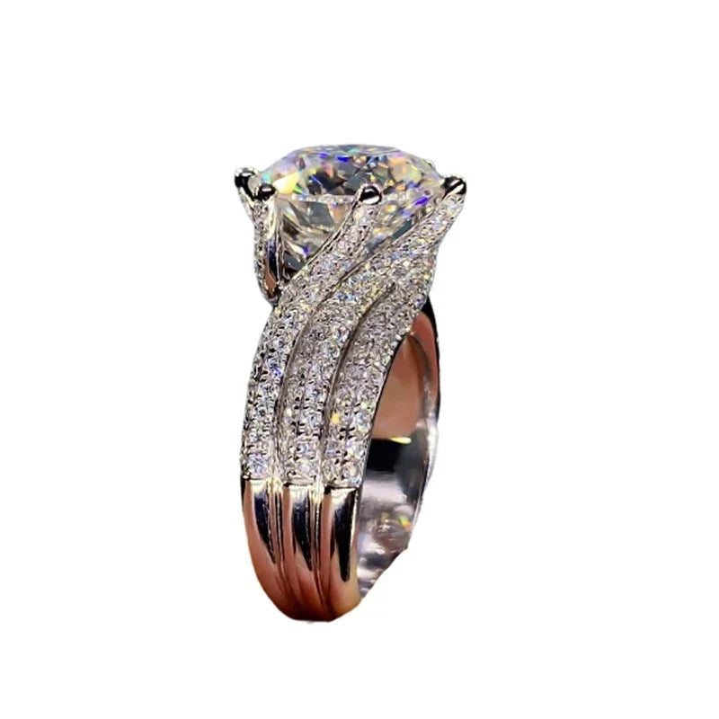 Premium sterling silver women's ring with a sparkling simulated moissanite diamond centre stone
