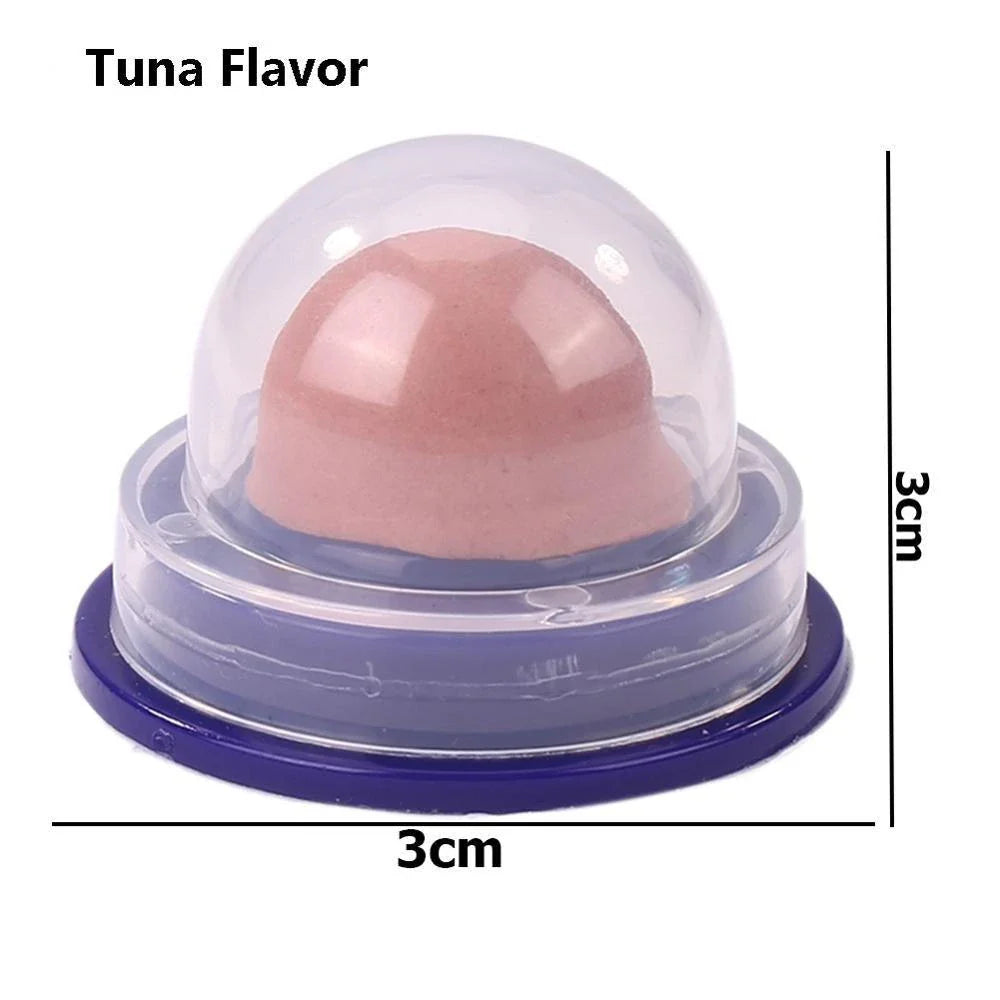 Premium cat licking treat made with catnip and fish gelatin for a delightful and healthy snacking experience