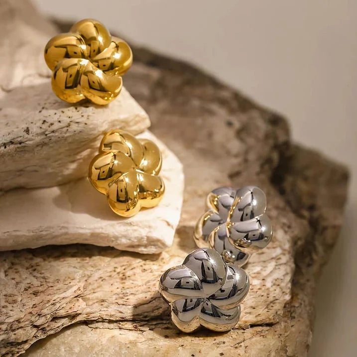 Elegant 18K gold plated flower-shaped stud earrings made from durable stainless steel
