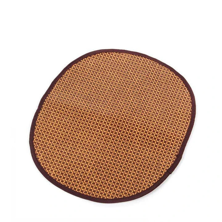 Cosy anti-slip pet bed with soft polyester cushion, available in a range of sizes to suit pets of all shapes and sizes