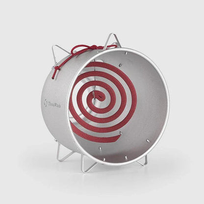 Charming pig-shaped mosquito coil holder for outdoor use, featuring a fireproof and anti-scalding design for safe mosquito protection.