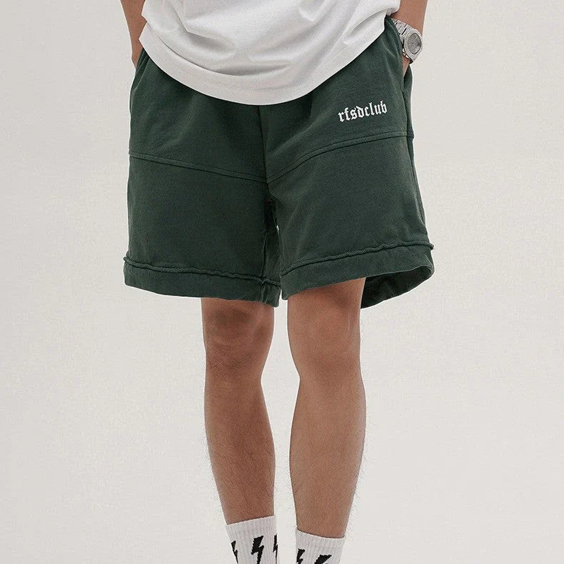 Durable, comfortable sports and leisure shorts for men in various colours