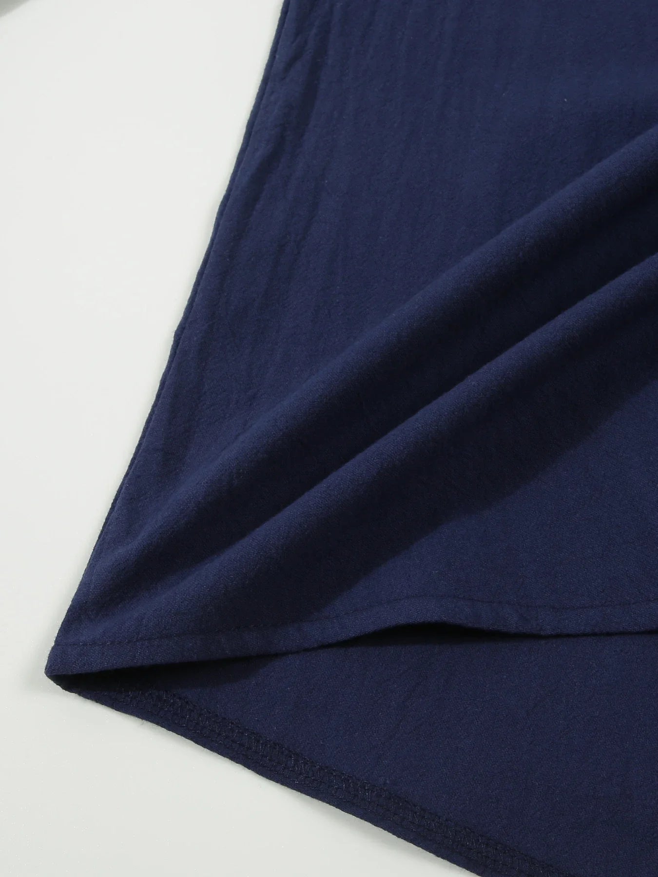 Men's premium British cotton and linen long sleeve shirt in a range of classic colours and sizes