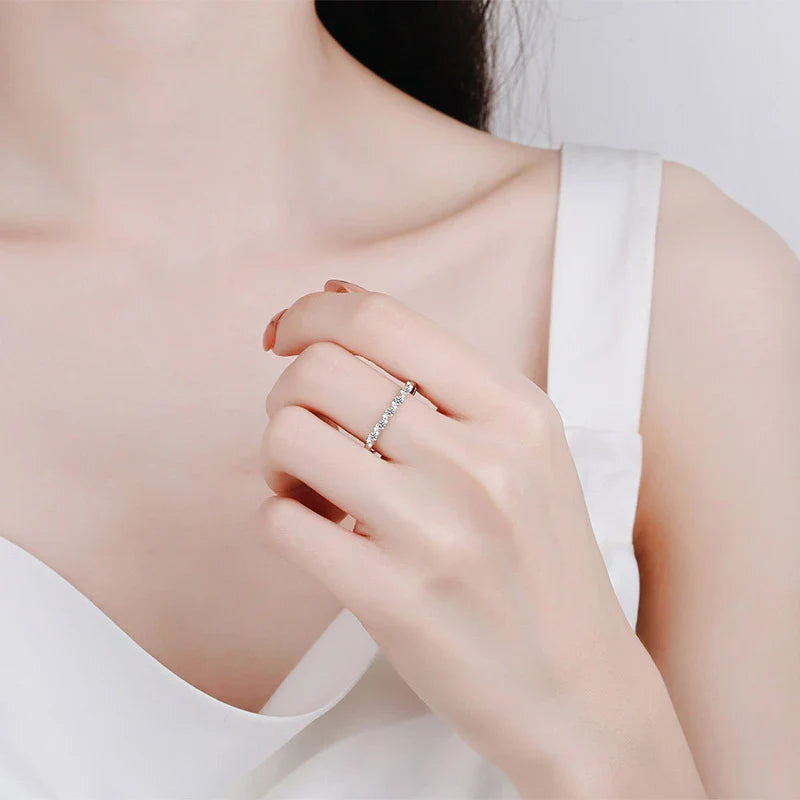 Exquisite Moissanite-Adorned Ripple Fashion Ring in Sterling Silver, Available in a Range of UK Sizes