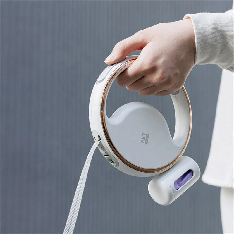 A 3m retractable dog leash with a built-in flashlight and waste bag holder, designed for convenient and safe dog walking.