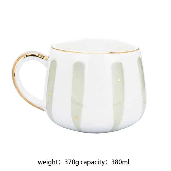 Cosy Style Ceramic Coffee Cup with Striped Pattern in Pastel Pink, Compact and Ergonomic Design for Comfortable Sipping