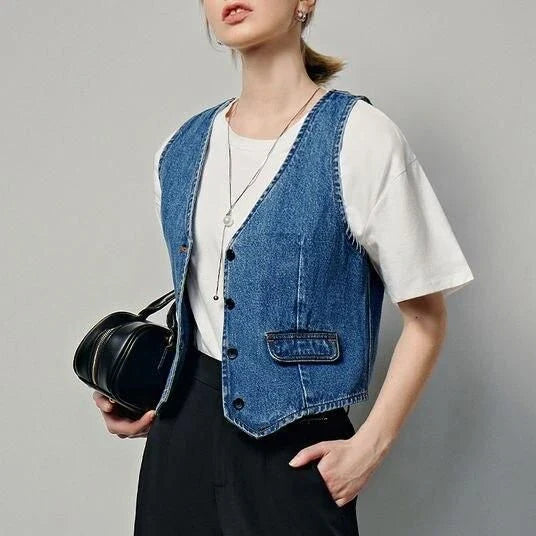 Elegant sleeveless v-neck button vest in a solid colour, perfect for casual and daily wear in the UK