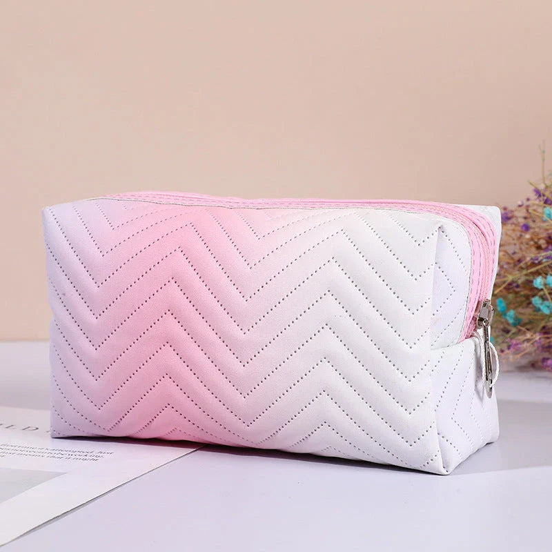 Elegant gradient-coloured makeup bag made of premium PU leather, perfect for organised storage and travel