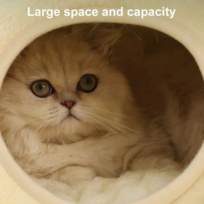 Cosy frog-shaped pet bed made of plush bubble velvet material, providing warmth and comfort for small cats and dogs